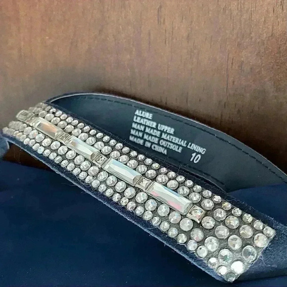 Yellow Box Platform Wedge Sandals - Picture 9 of 10